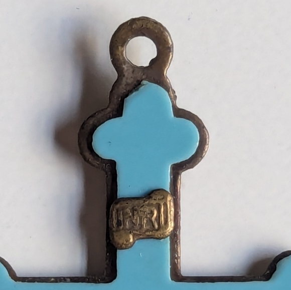 Antique crucifix Jesus on the cross necklace pendant charm, early 1900s - Picture 6 of 14